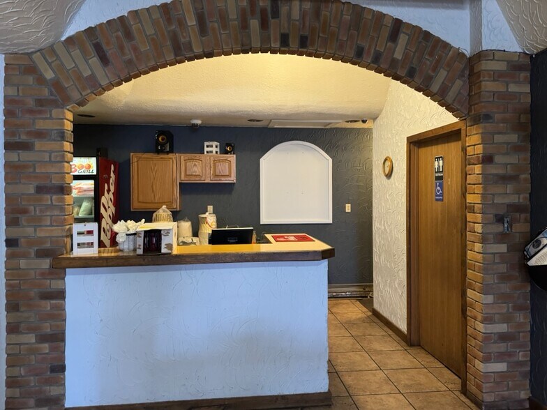 More Photos Of 68290 S Main St, Iron River General Retail For Sale