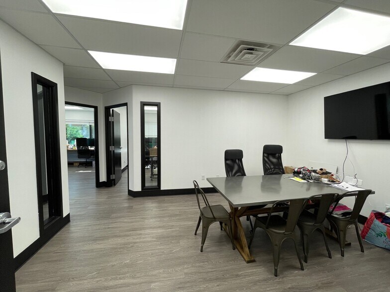 More Photos Of 677 Quality Dr, American Fork Office For Lease