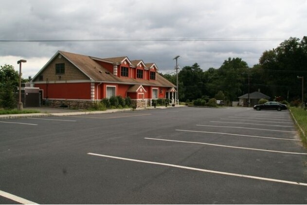 More Photos Of 47 Tennent Rd, Morganville Restaurant For Sale