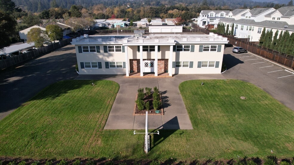 More Photos Of 4321 Sonoma Hwy, Santa Rosa Funeral Home For Sale