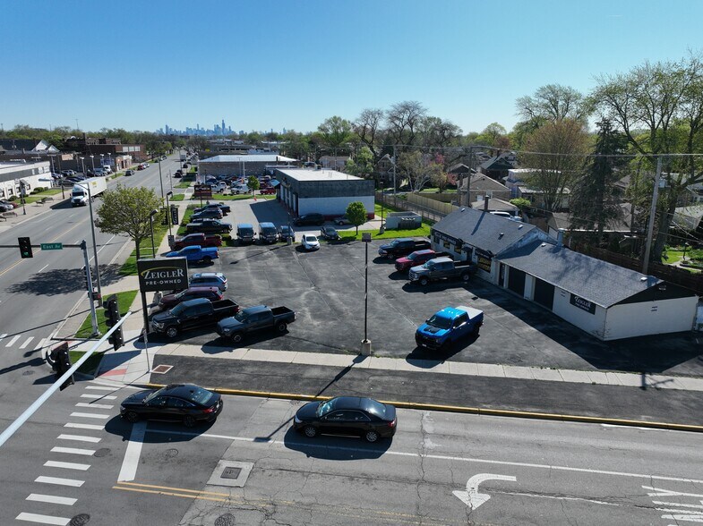 More Photos Of 6550 Ogden Ave, Berwyn Auto Dealership For Sale