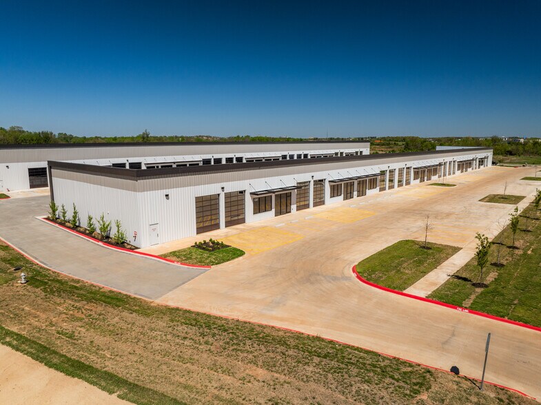 More Photos Of 6361 S Oldridge Pl, Rogers Unknown For Lease