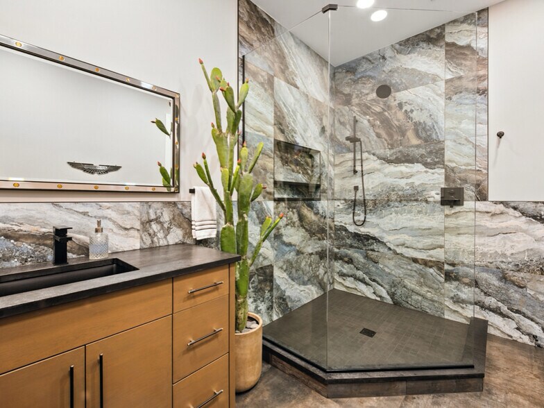 More Photos Of 994 N Barfield Dr, Marco Island Warehouse For Sale