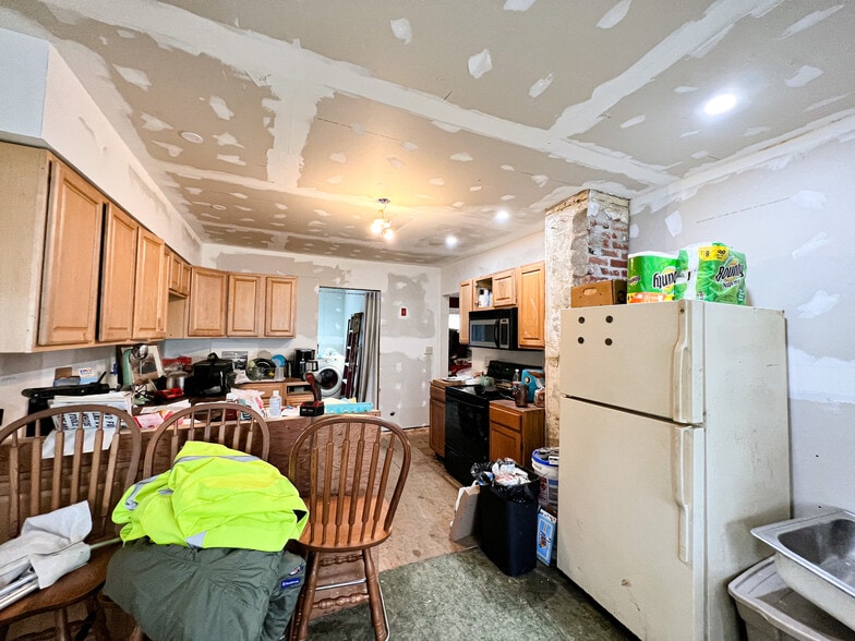 More Photos Of 217 Barre Paxton Rd, Rutland Storefront Retail Office For Sale