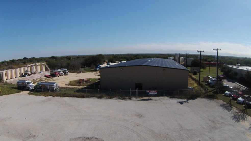 Primary Photo Of 19720 S US Highway 281, San Antonio Warehouse For Sale