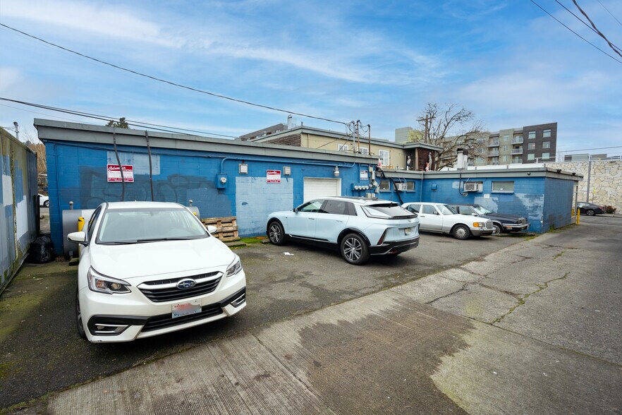 More Photos Of 4850 37th Ave S, Seattle Freestanding For Lease