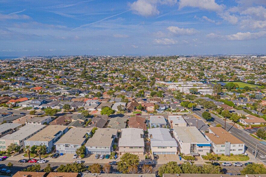 More Photos Of 523 Avenue G, Redondo Beach Apartments For Sale