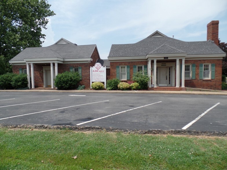 More Photos Of 316 E Harper St, Troy Medical For Sale