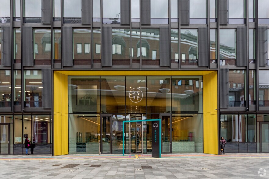 More Photos Of 77 Fulham Palace Rd, London Coworking Space