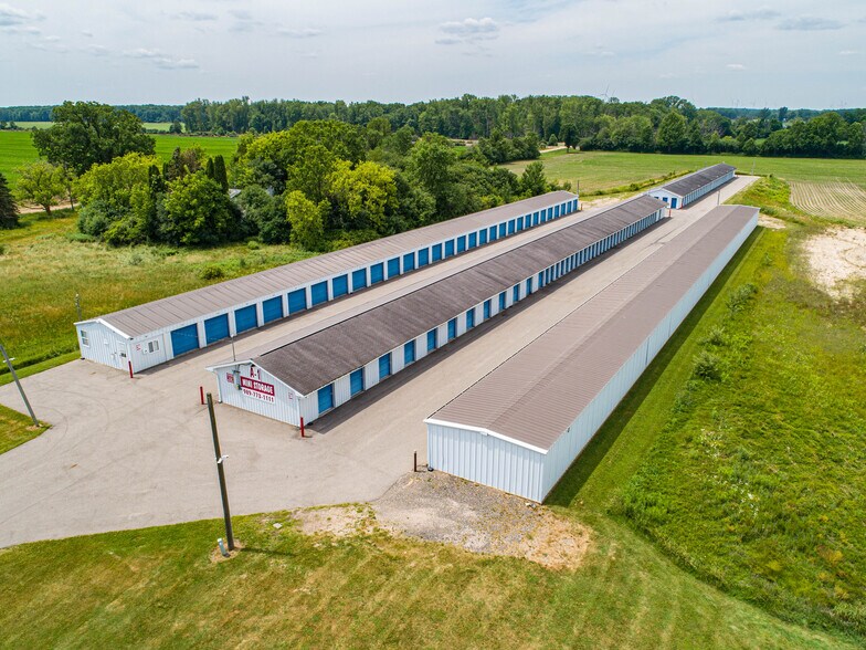 More Photos Of 1067 N Mission Rd, Mount Pleasant Self Storage For Sale