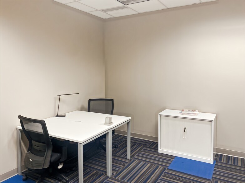 More Photos Of 30575 Bainbridge Rd, Solon Coworking Space