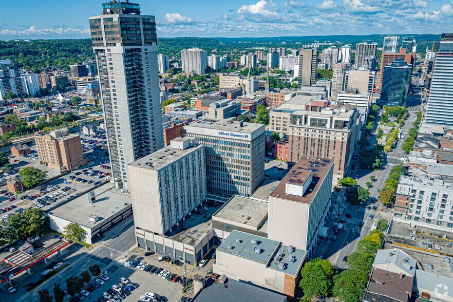 More Photos Of 100 Main St E, Hamilton Apartments For Lease