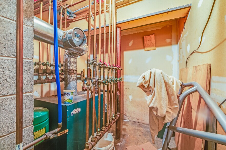 More Photos Of 343 Main St, Sandown Office For Sale