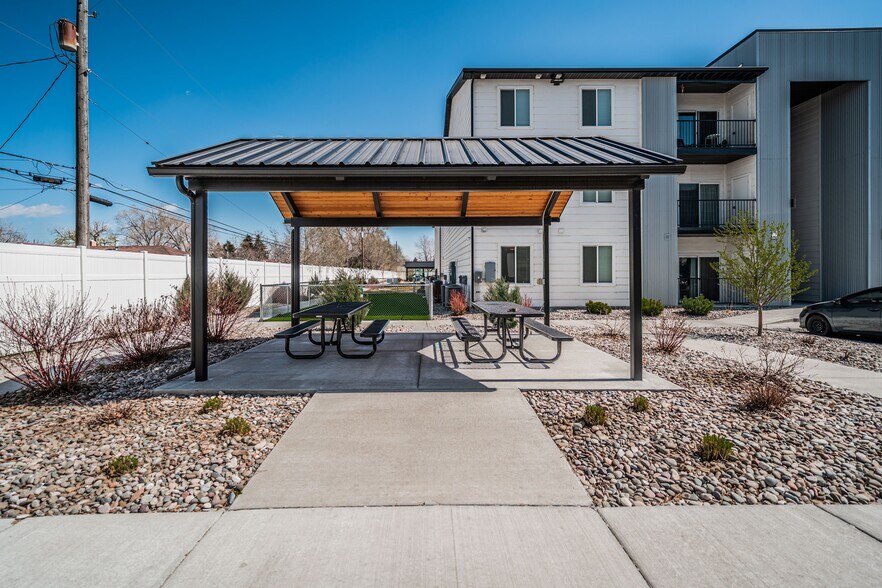 More Photos Of 1590 Bower Dr, Idaho Falls Apartments For Sale