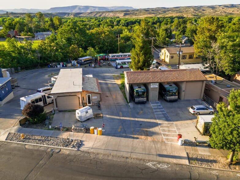 More Photos Of 775 N Main St, Cottonwood Flex For Lease