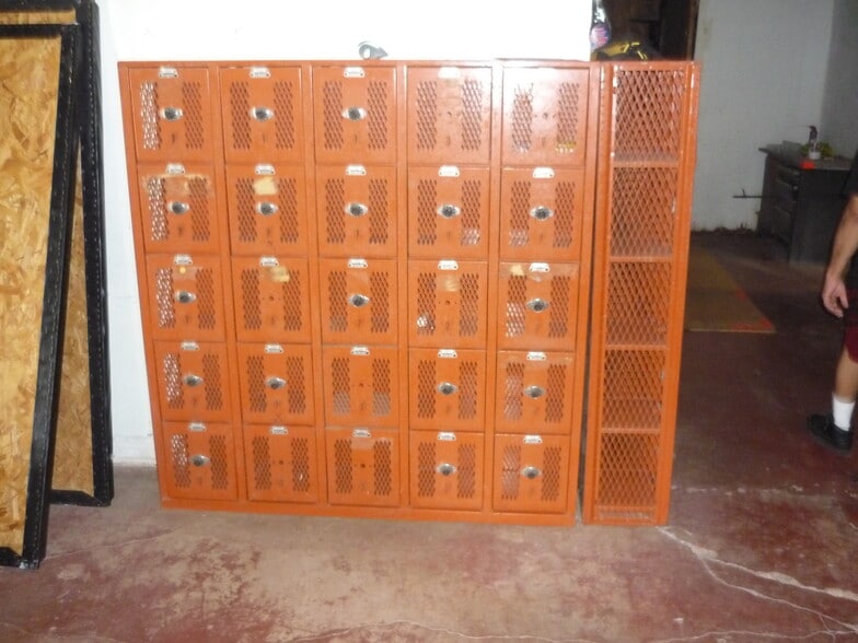 More Photos Of 1402 19th, Corpus Christi Freestanding For Sale