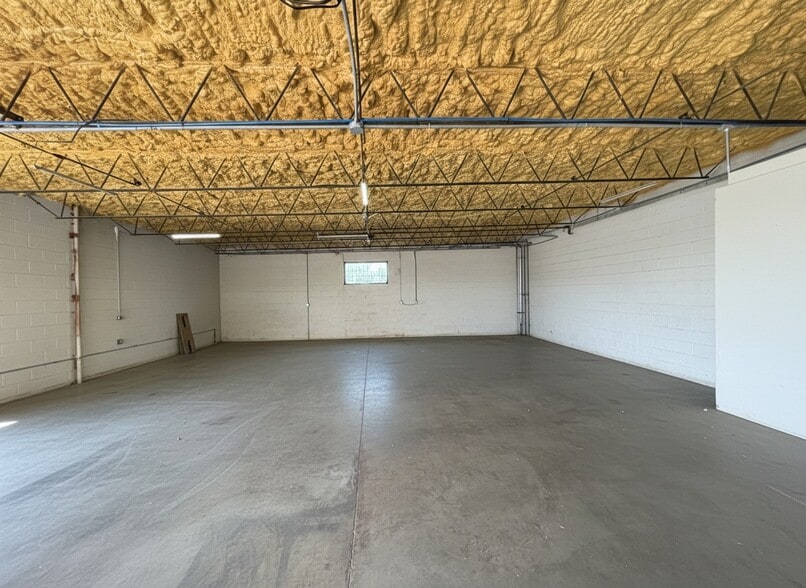 More Photos Of 1825 W Main St, Oklahoma City Warehouse For Sale