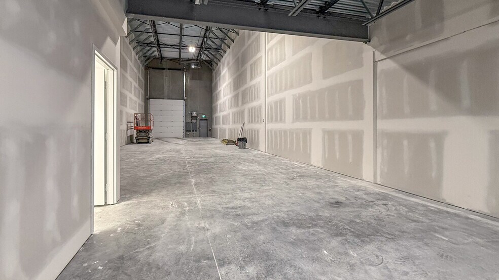 More Photos Of 3240 48 Av, Vernon Unknown For Lease