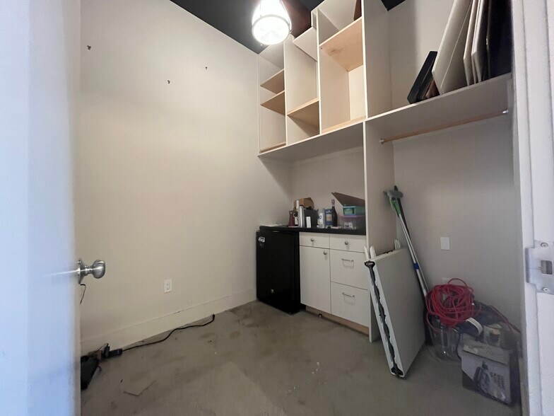 More Photos Of 700-706 Gilman St, Berkeley Storefront Retail Office For Sale