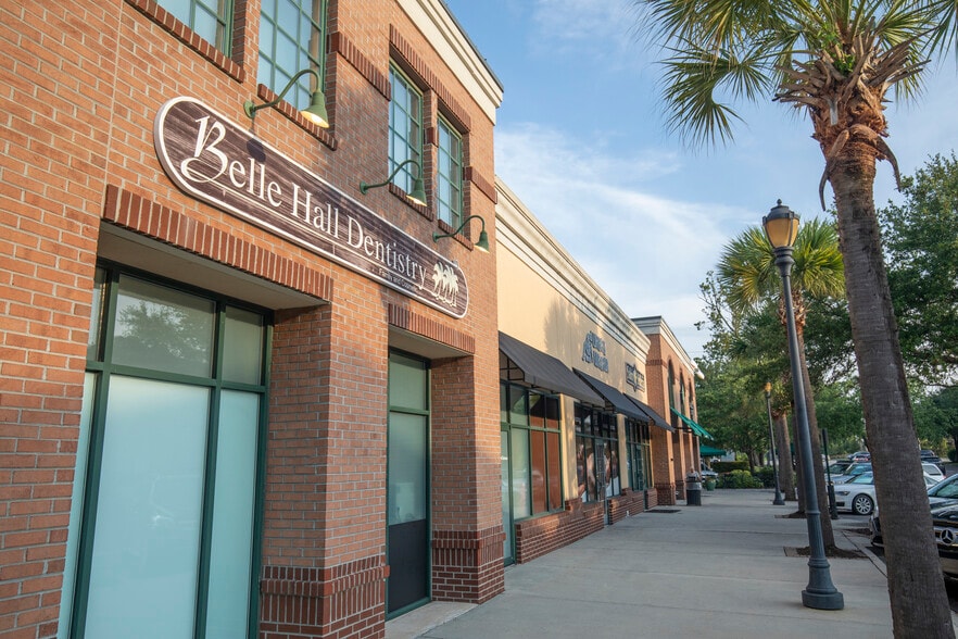 More Photos Of 600 Long Point Rd, Mount Pleasant Unknown For Lease