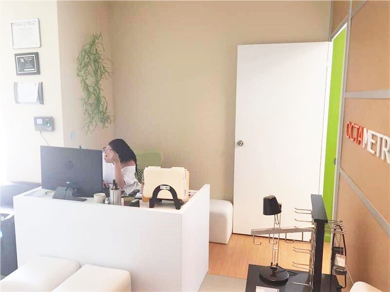 More Photos Of 6390-6396 NW 97th Ave, Miami Warehouse For Lease