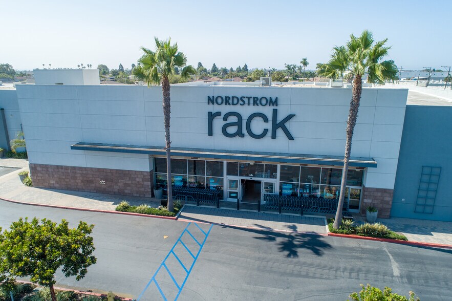 More Photos Of 7490-7664 Edinger Ave, Huntington Beach Unknown For Lease