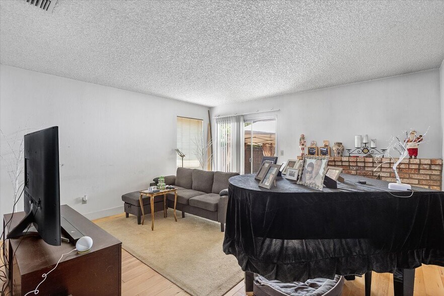 More Photos Of 2275 Whitman Rd, Concord Apartments For Sale