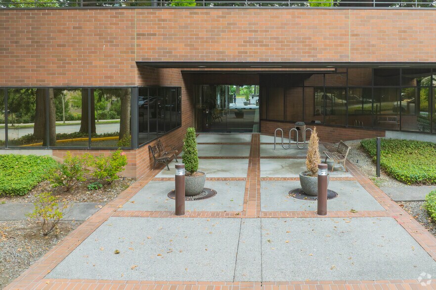 Primary Photo Of 1010 S 336th St, Federal Way Office For Lease