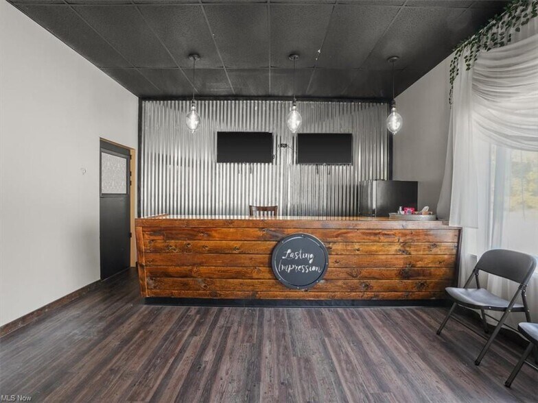 More Photos Of 326 W Main Rd, Conneaut Freestanding For Sale