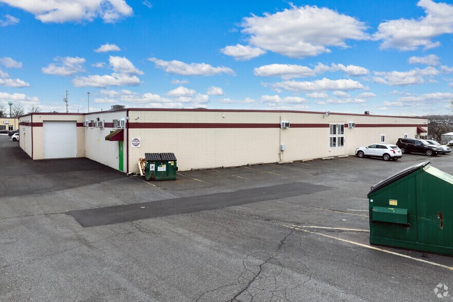 More Photos Of 252 Bethlehem Pike, Colmar General Retail For Sale