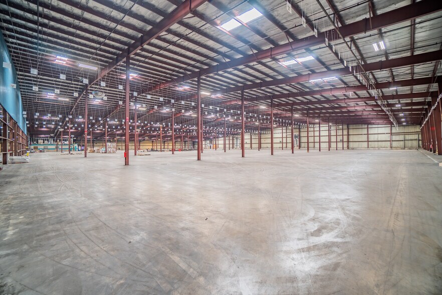 More Photos Of 1000 Taylor Ave, Park Hills Distribution For Lease