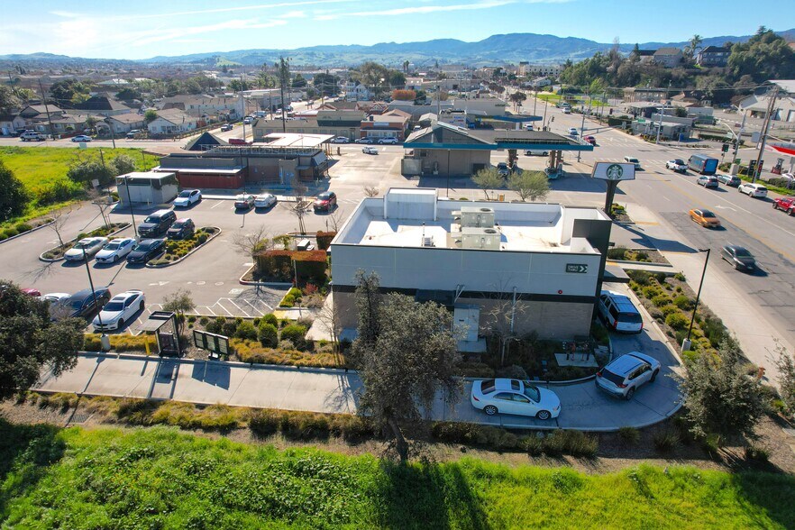 More Photos Of 111 San Felipe Rd, Hollister Restaurant For Sale