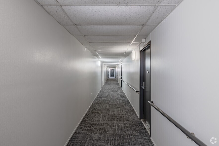 More Photos Of 1270 Electric Ave, Lincoln Park Apartments For Sale