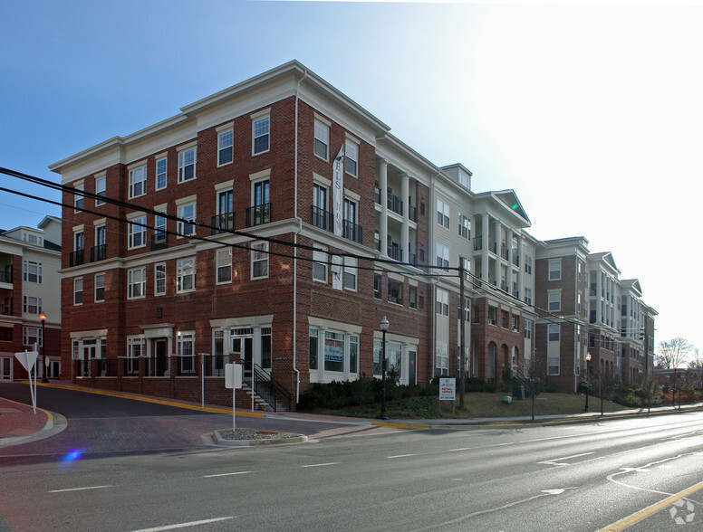 Primary Photo Of 7 Granite Pl, Gaithersburg Storefront Retail Residential For Sale