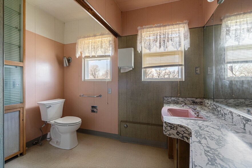 More Photos Of 1209 E 5th St, Superior Multifamily For Sale