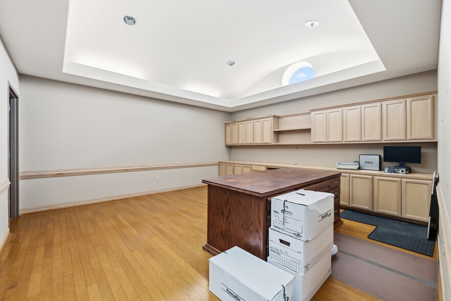 More Photos Of 1200 E Savannah Ave, McAllen Medical For Lease