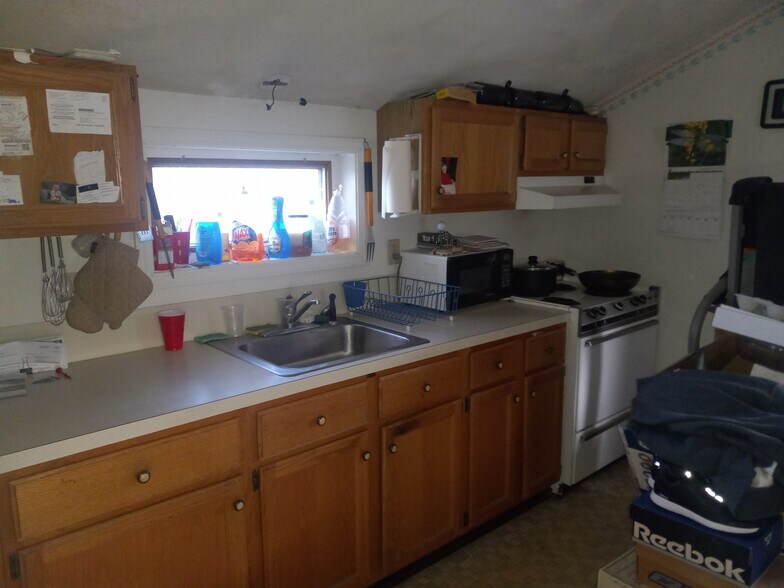 More Photos Of 505 Old River Rd, Manville Freestanding For Sale
