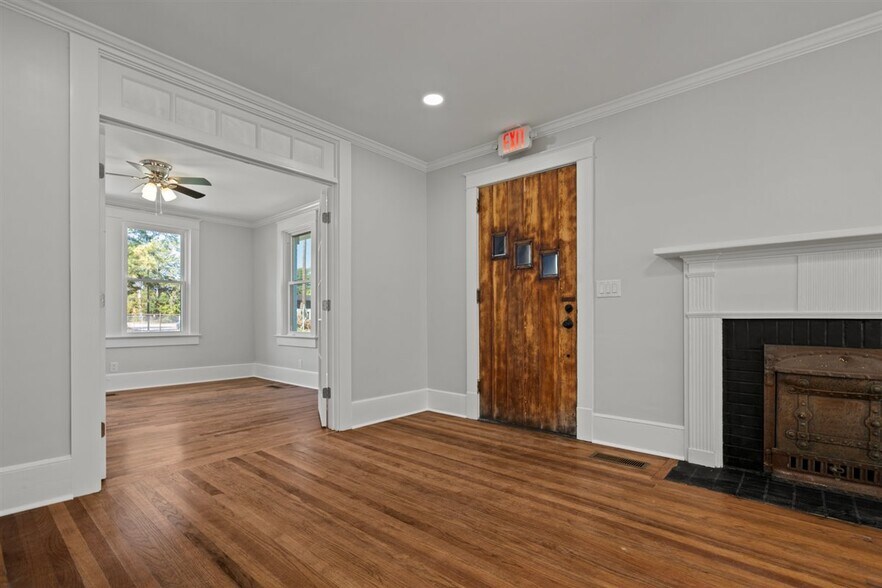 More Photos Of 910 W Evans St, Florence Office For Sale