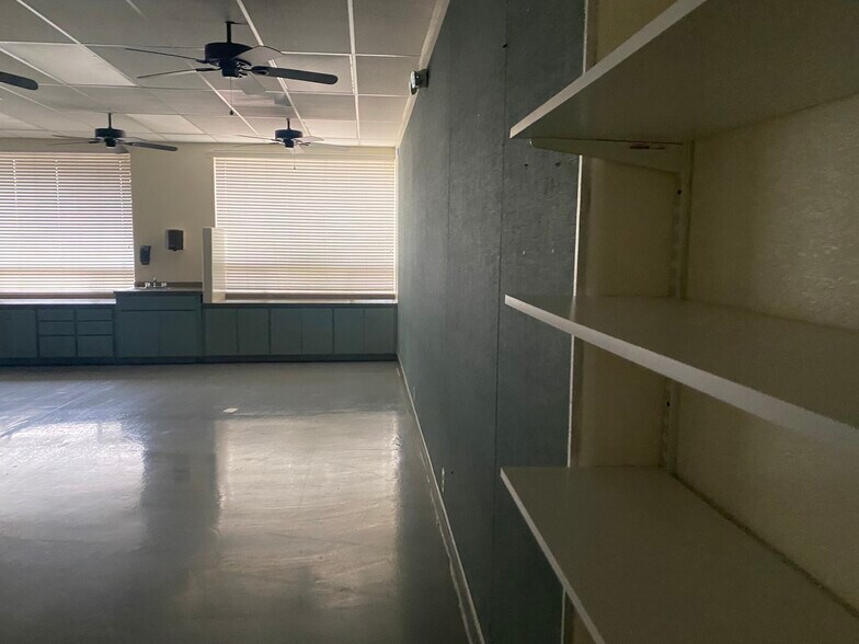 More Photos Of 630 W 17th Pl, Tempe Schools For Lease