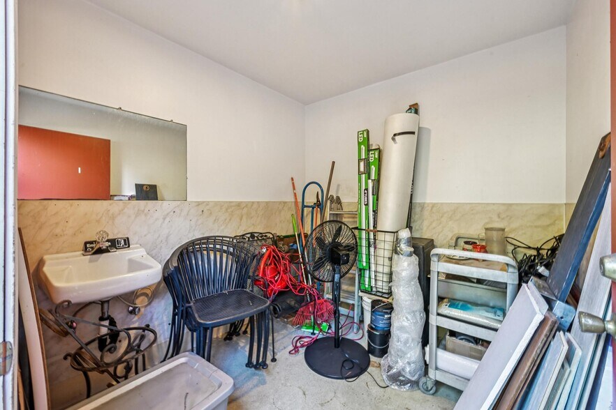 More Photos Of 17132 Highway 116, Guerneville General Retail For Sale