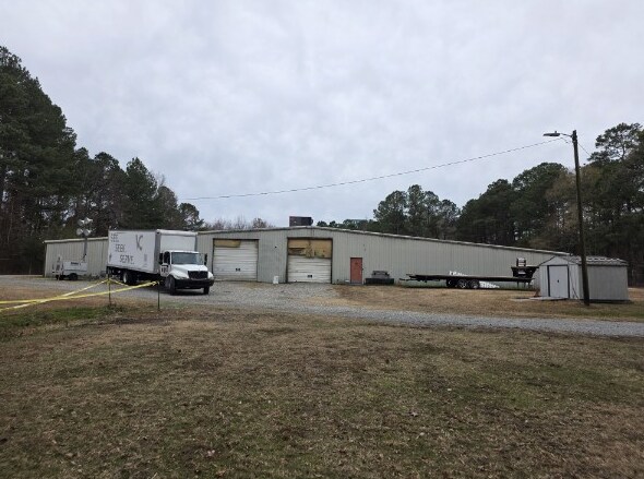 More Photos Of 500 W Goldsboro St, Kenly Warehouse For Sale