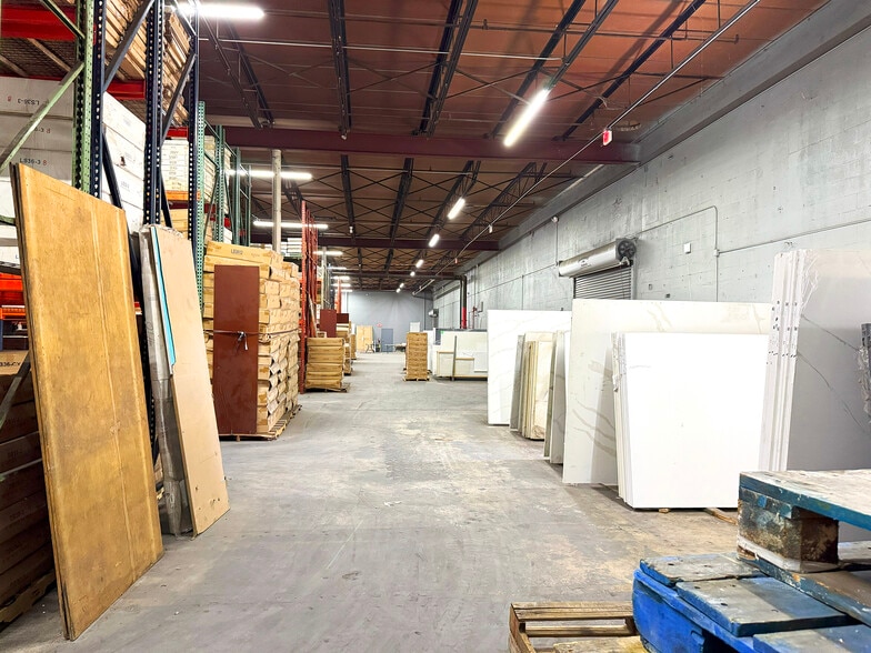 More Photos Of 7215 W 20th Ave, Hialeah Manufacturing For Sale