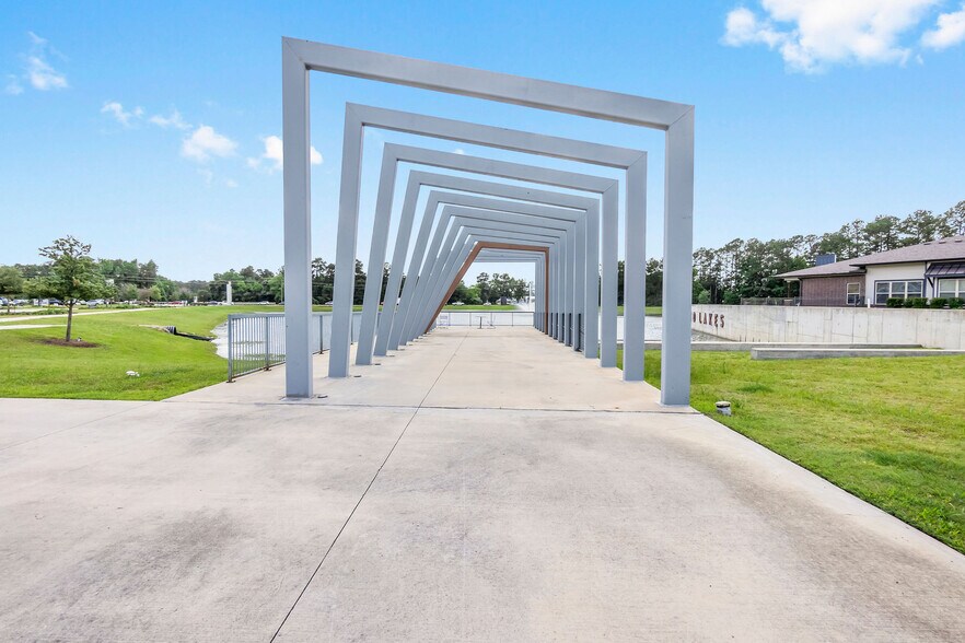 More Photos Of 525 Woodland Square Blvd, Conroe Coworking Space