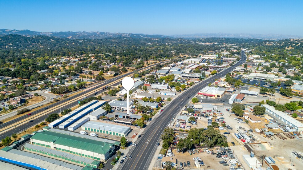 More Photos Of 9100 El Camino Real, Atascadero Carwash For Lease