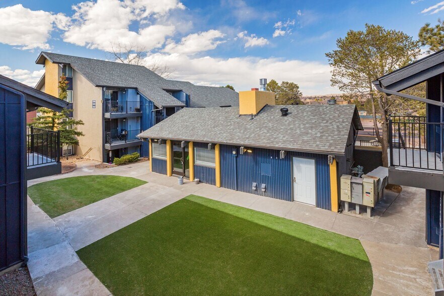 More Photos Of 3349 E Fountain Blvd, Colorado Springs Apartments For Sale
