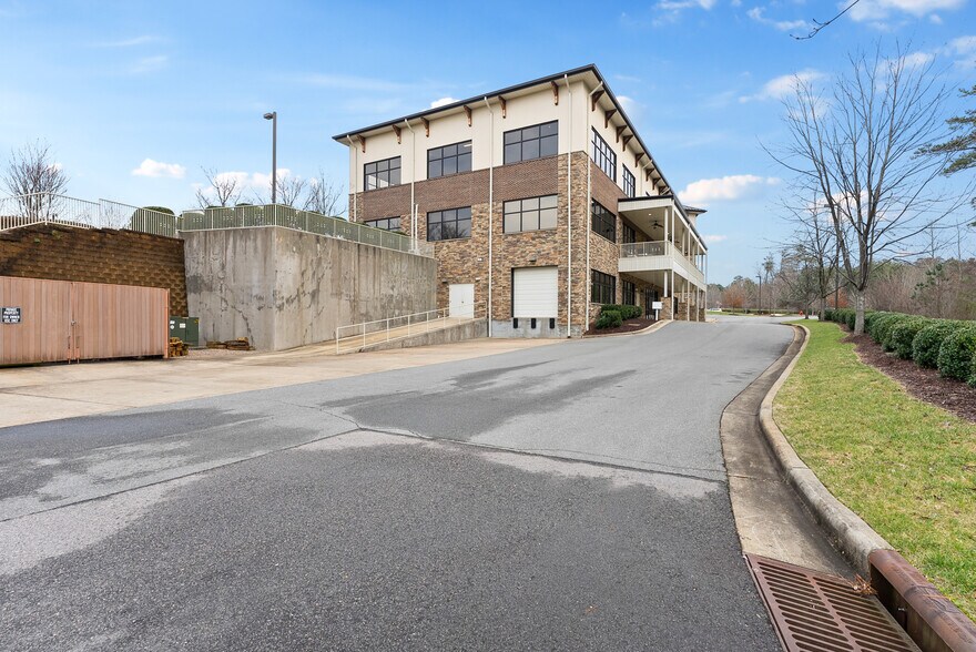 More Photos Of 1300 Corporate Chaplain Dr, Wake Forest Office For Lease
