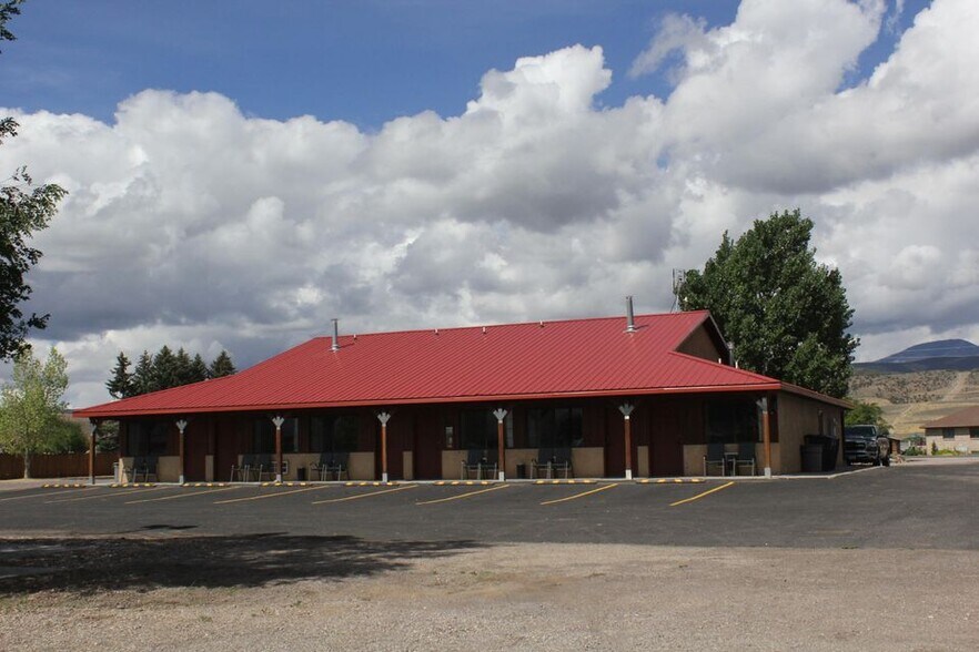 More Photos Of 339 S Highway 89, Circleville Hotel For Sale