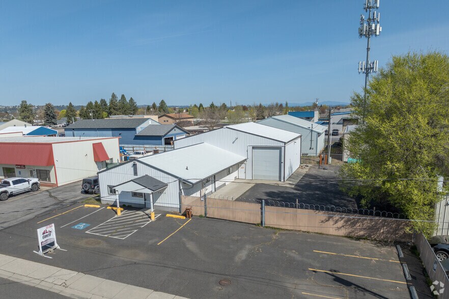 More Photos Of 1515 E Houston Ave, Spokane Flex For Lease