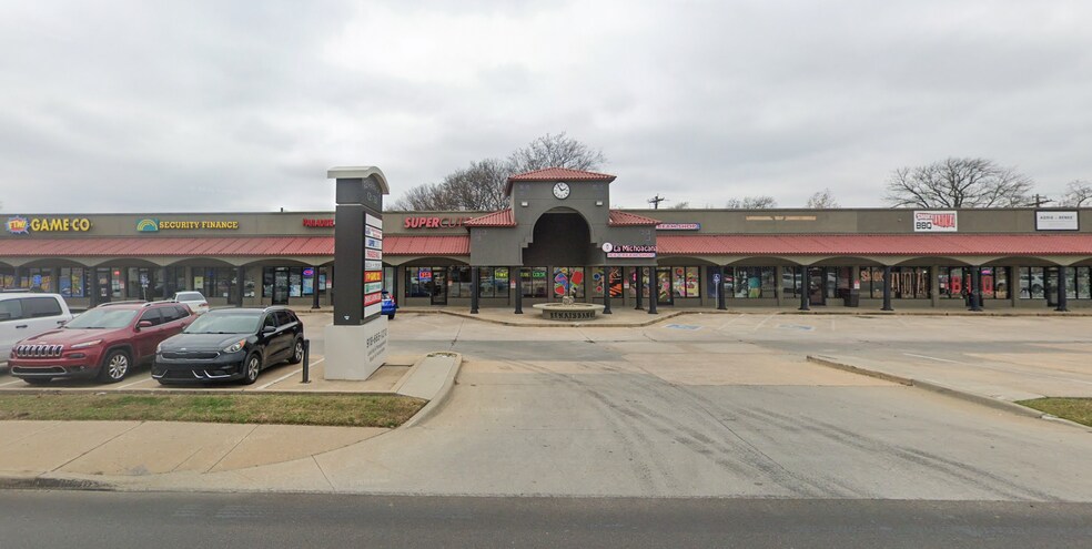 More Photos Of 1219 W Will Rogers Blvd, Claremore Unknown For Lease