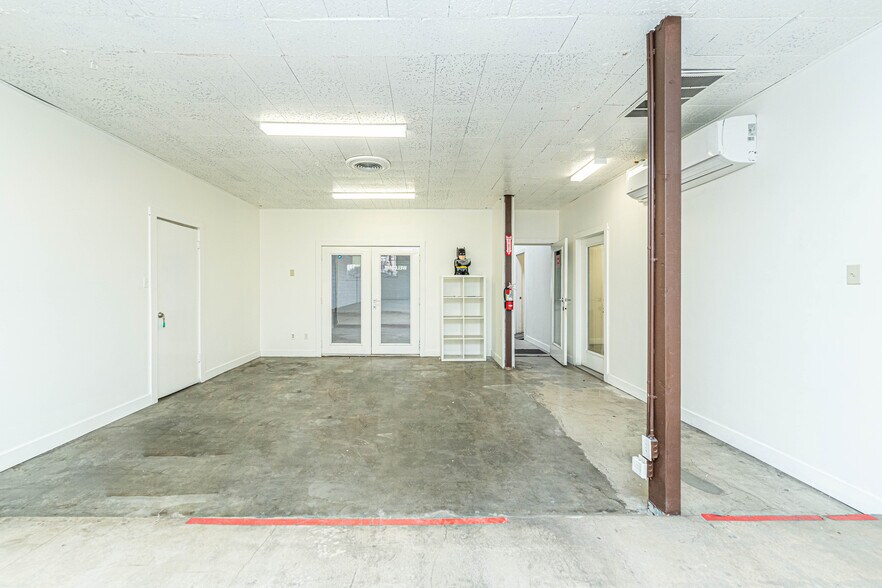 More Photos Of 947 N Vignes St, Los Angeles Warehouse For Sale